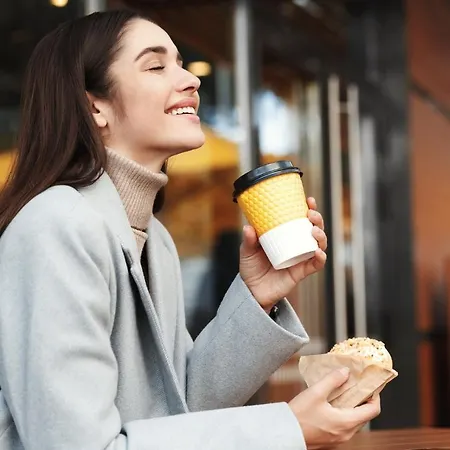 Alt Deutz City-messe-arena 2* Köln