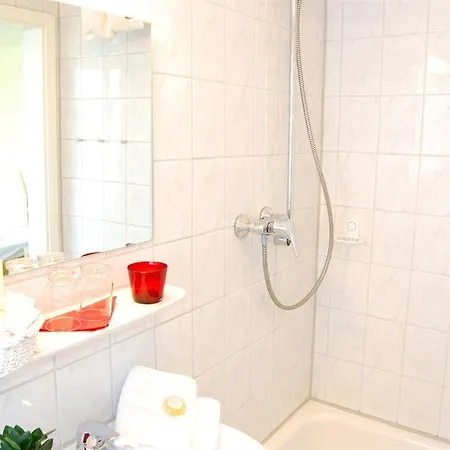 Alt Deutz City-messe-arena Kontaktloser Self Check-in 2* Köln