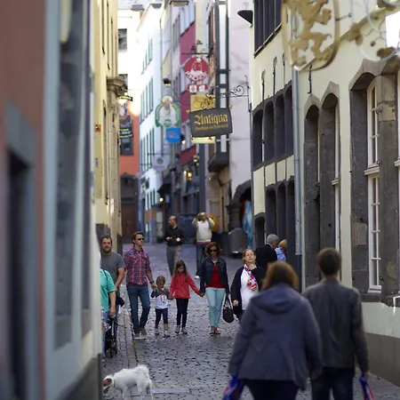 Alt Deutz City-messe-arena