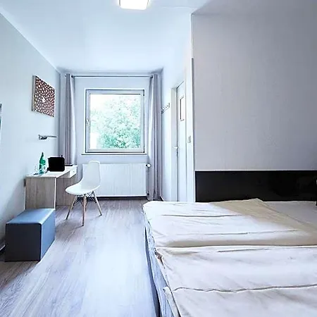 فندق Alt Deutz City-messe-arena Kontaktloser Self Check-in 2*