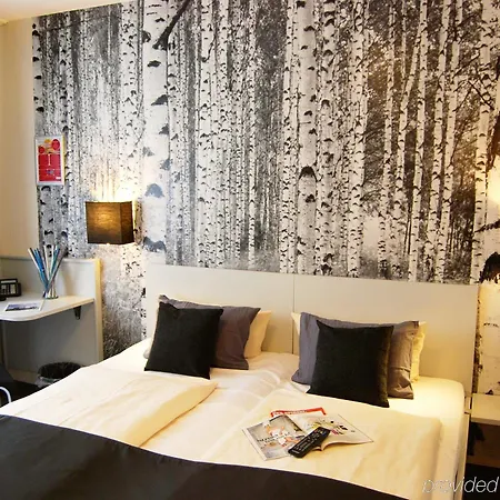 Alt Deutz City-messe-arena 2* Köln