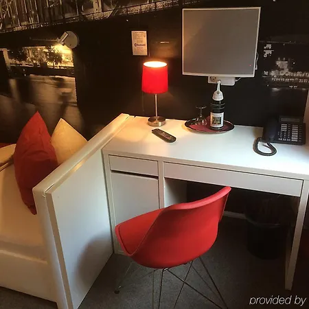 Alt Deutz City-messe-arena Kontaktloser Self Check-in 2* Köln