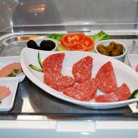 Alt Deutz City-messe-arena Kontaktloser Self Check-in Szálloda 2*