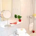Alt Deutz City-messe-arena Kontaktloser Self Check-in