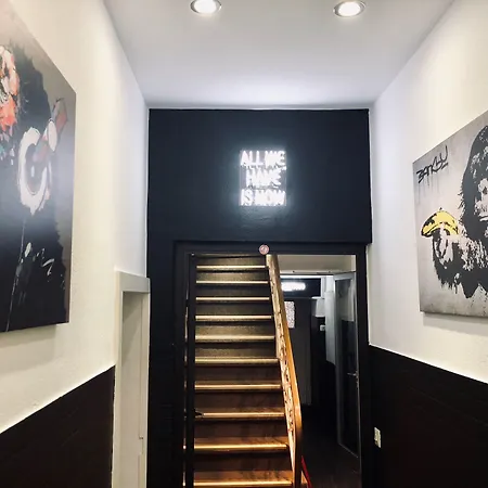 Alt Deutz City-messe-arena Kontaktloser Self Check-in ホテル