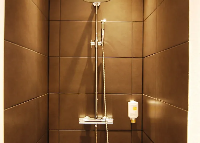 Alt Deutz City-messe-arena Kontaktloser Self Check-in Hotel Cologne